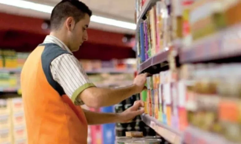 Repositor de Mercadorias: Funções, Habilidades, Benefícios e Caminho para Conquistar a Vaga em Supermercados